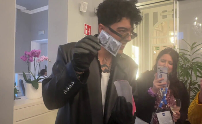 Sanremo, preservativi come gadget per la canzone dei The Kolors