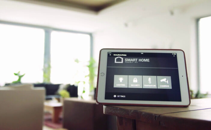 Smart home, il mercato italiano vale 900 milioni