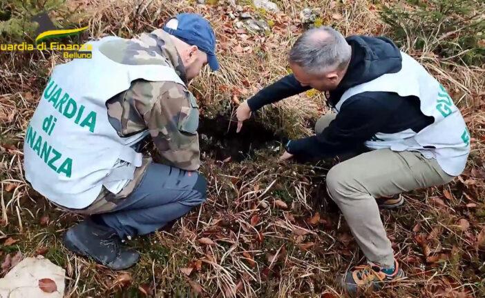 Belluno, ritrovati otto ordigni bellici in un'area boschiva