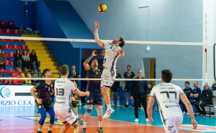 Volley: Siena vince anche a Palmi. E sono 6 di fila