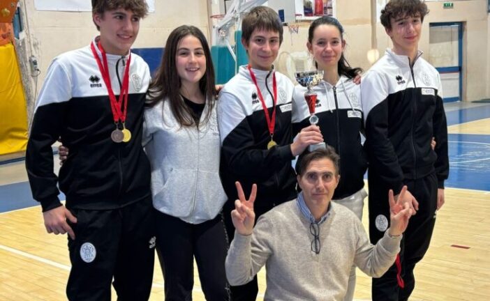 Sciabola: il Cus campione regionale assoluto con 1 oro e 2 bronzi