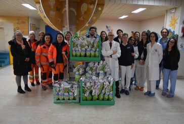 Uova di Pasqua per i piccoli pazienti dell’AouS