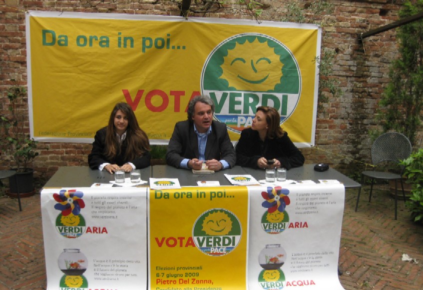 I Verdi corrono da soli per dare voce all’ambiente