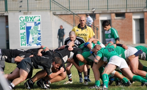 Rugby: a San Vincenzo il Cus lotta per il quarto posto