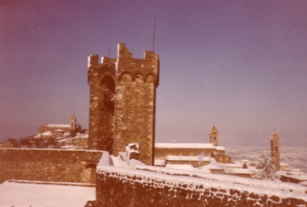 Neve a Montalcino, strade provinciali sicure… comunali un po’ meno!