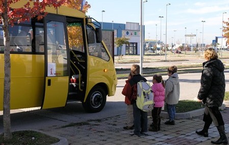 Trasporto scolastico "nuovo" a Poggibonsi. Genitori sorpresi