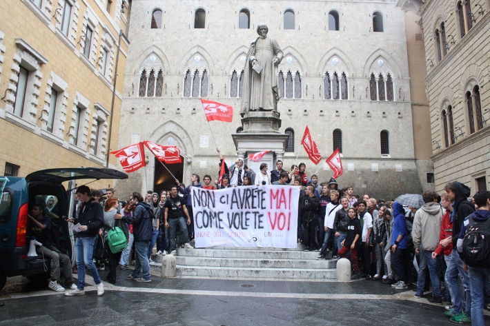 L’Unione degli Studenti di Siena contro il ddl “La Buona Scuola”