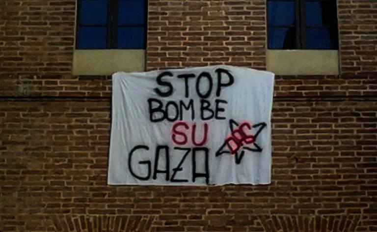 Das Siena: "Stop bombe su Gaza!"