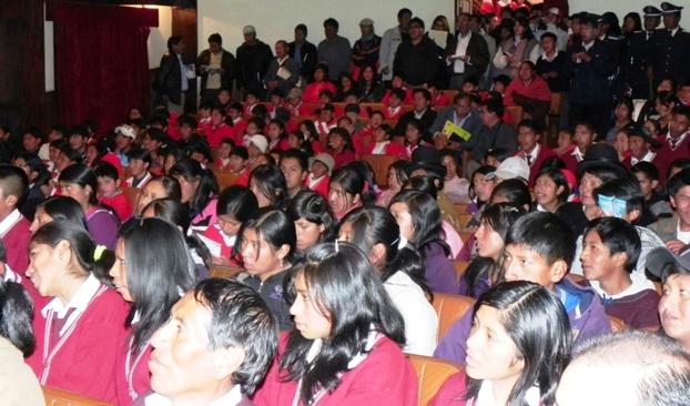 Formazione professionale per i giovani boliviani con Carretera Central